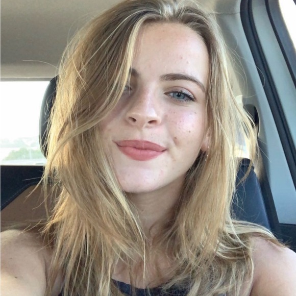 Meet your Posher, Riley - Picture 1 of 1